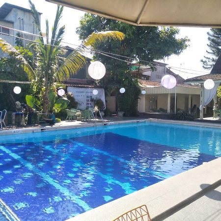 Hotel Grand Rosela Yogyakarta Ngoại thất bức ảnh