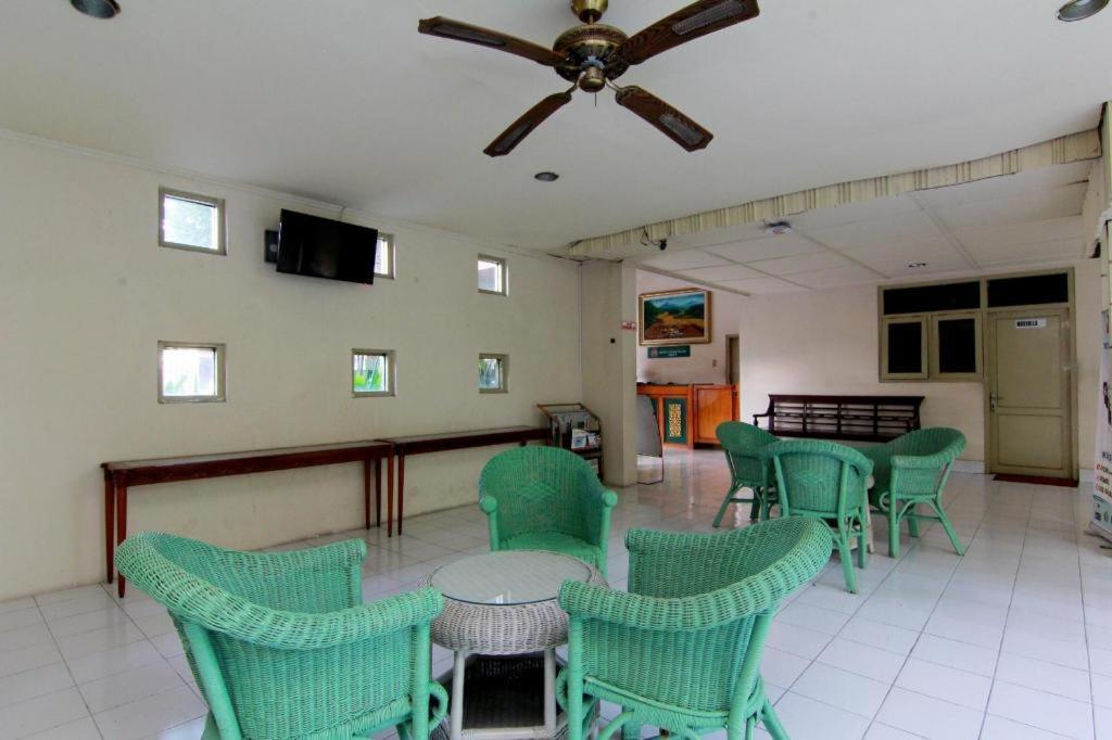 Hotel Grand Rosela Yogyakarta Ngoại thất bức ảnh