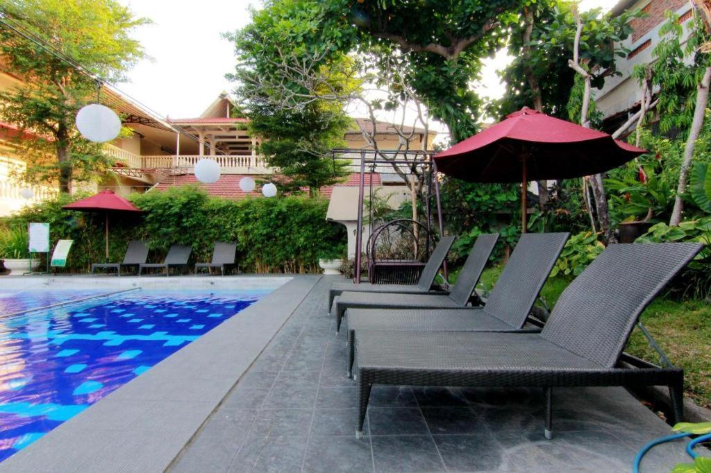 Hotel Grand Rosela Yogyakarta Ngoại thất bức ảnh