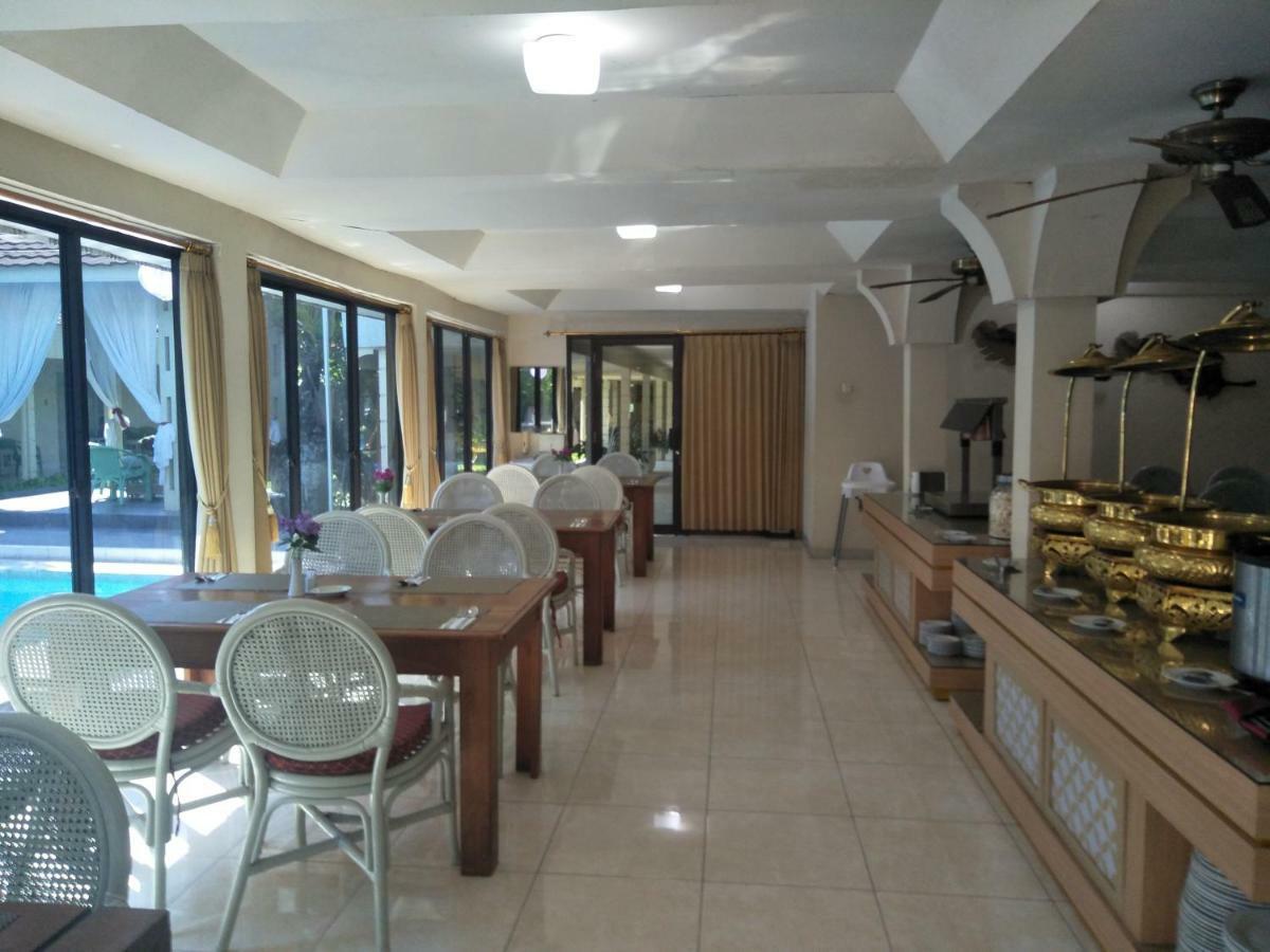Hotel Grand Rosela Yogyakarta Ngoại thất bức ảnh