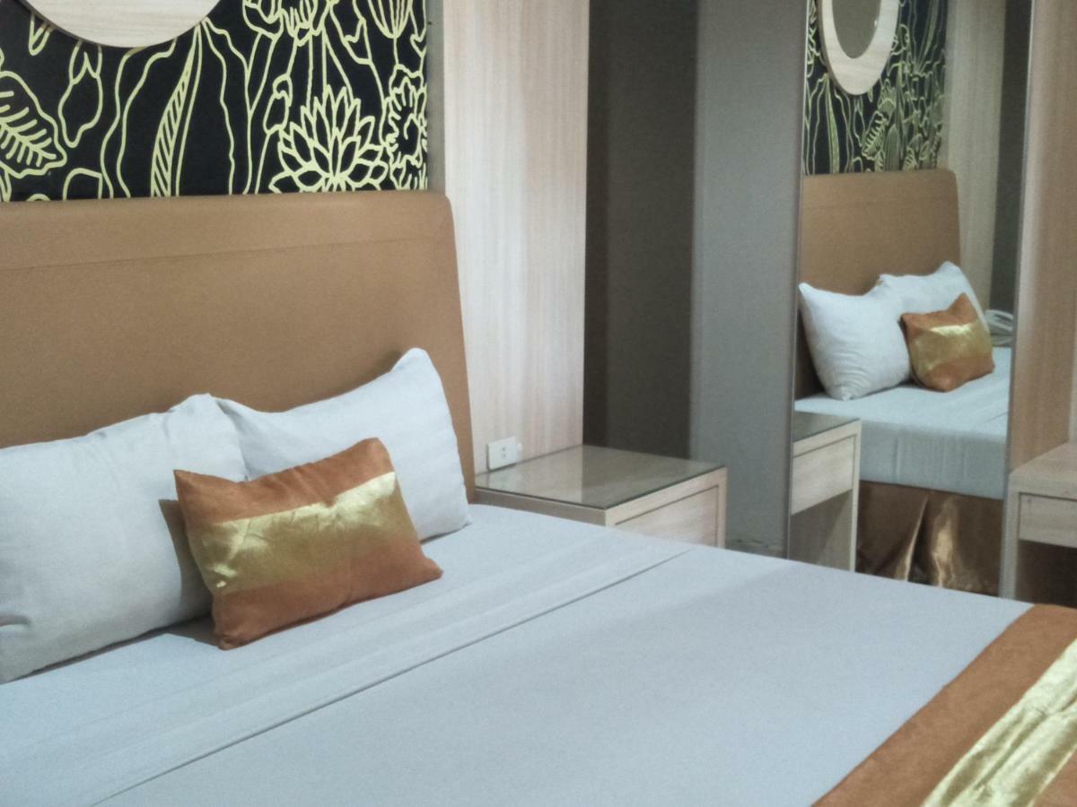 Hotel Grand Rosela Yogyakarta Ngoại thất bức ảnh