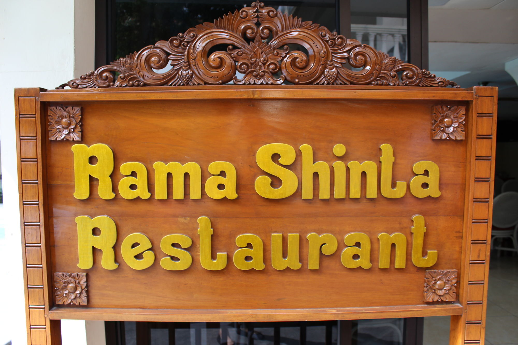 Hotel Grand Rosela Yogyakarta Ngoại thất bức ảnh