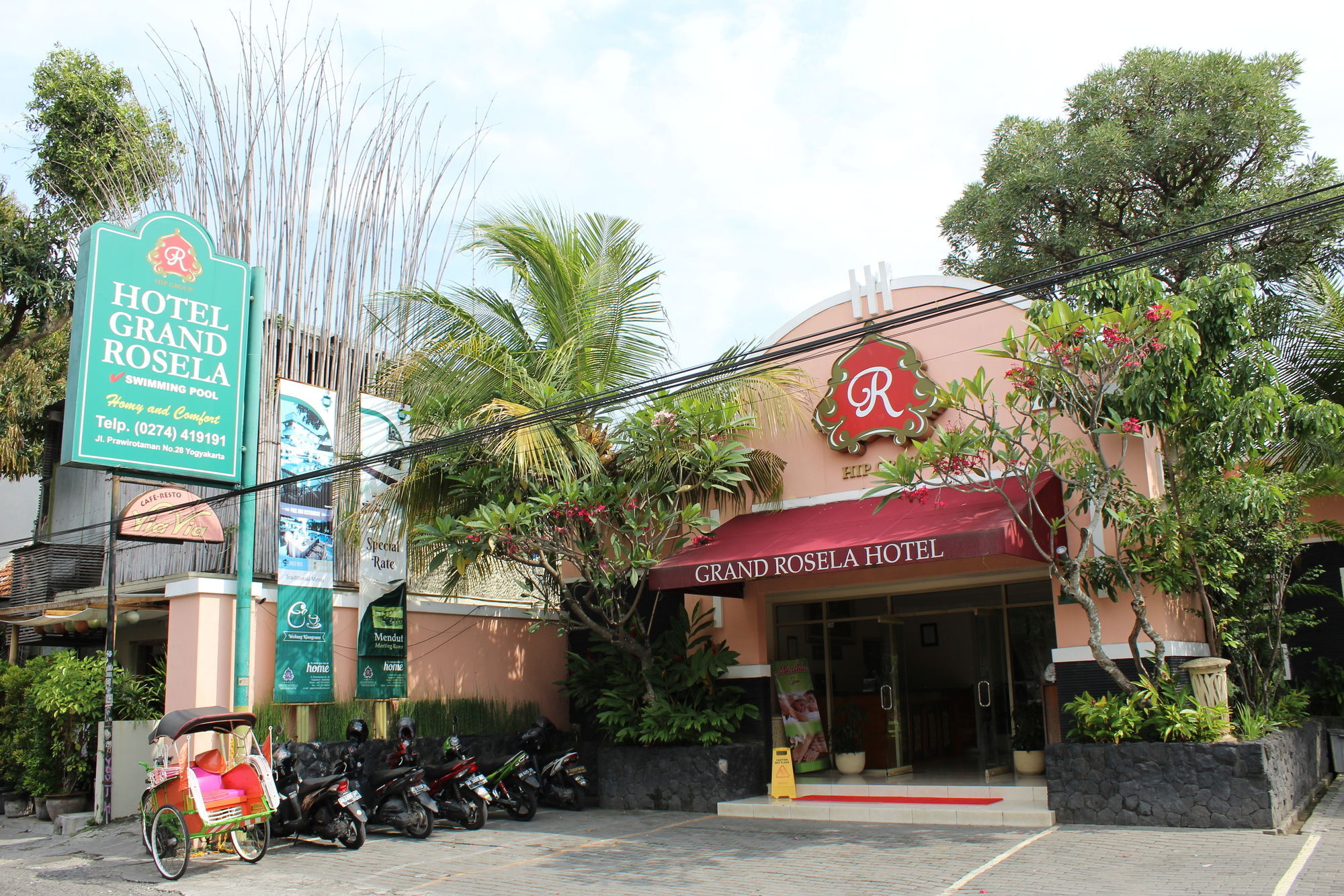 Hotel Grand Rosela Yogyakarta Ngoại thất bức ảnh