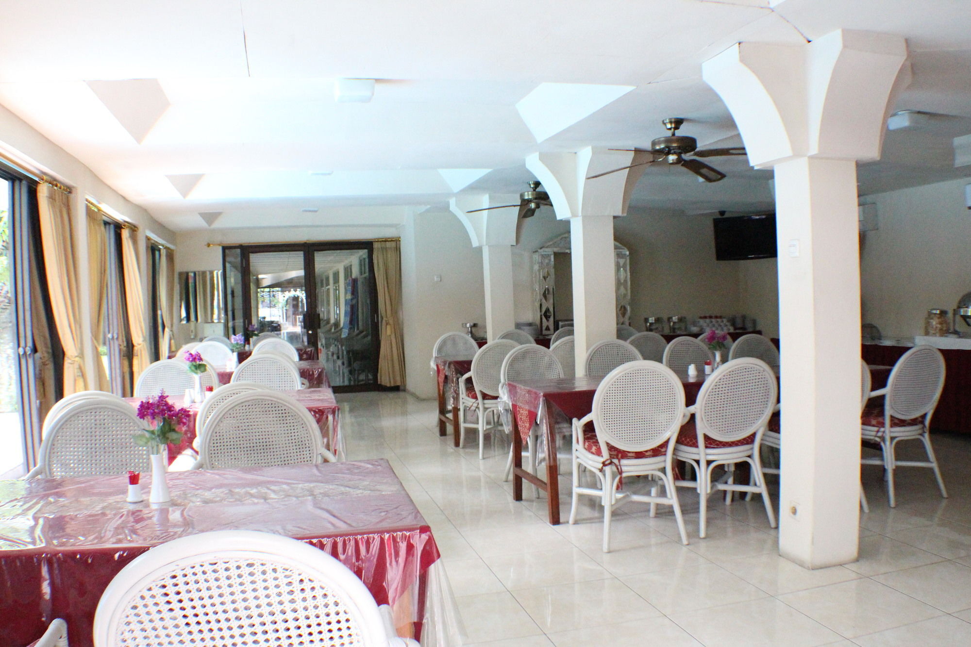 Hotel Grand Rosela Yogyakarta Ngoại thất bức ảnh
