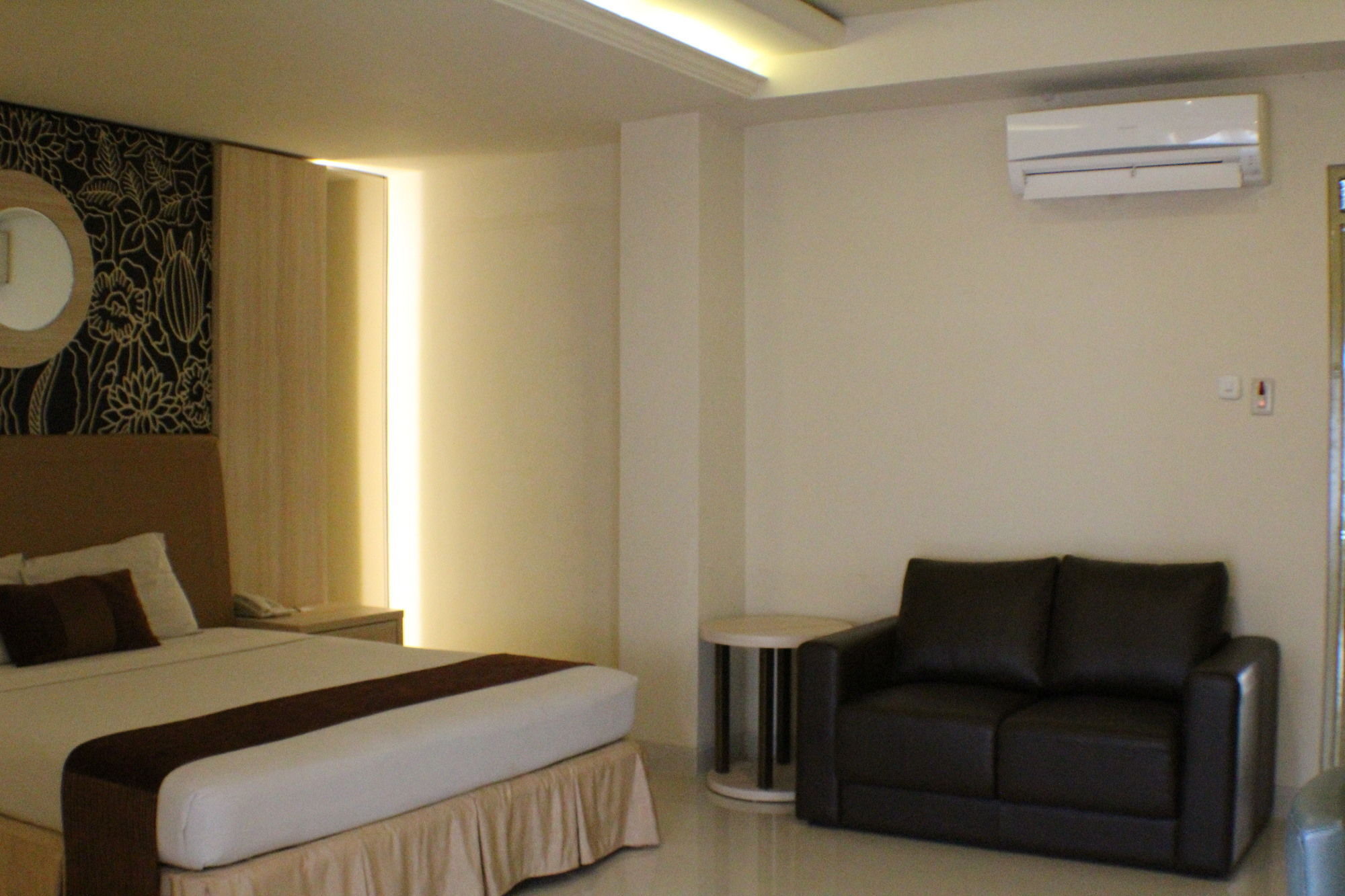 Hotel Grand Rosela Yogyakarta Ngoại thất bức ảnh